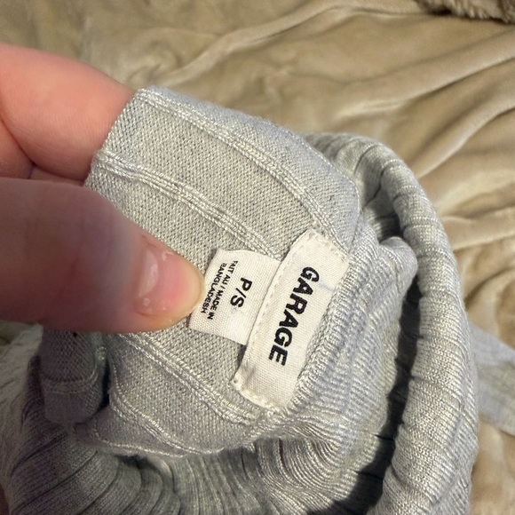 Garage Light Gray Ribbed Top - Picture 2 of 3